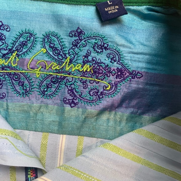 MOVING SALE - Robert Graham Button Down BUNDLES/OFFERS ACCEPTED - Picture 1 of 5